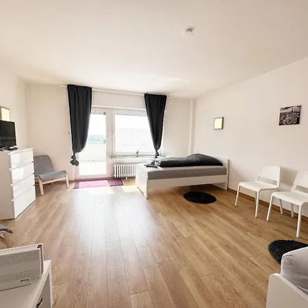 Apartment Vaz Freiheit 1, Kueche, Balkon, Tv, Wlan, Parkplatz, Autobahnaehe Remscheid