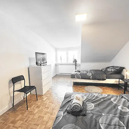Apartment Vaz Freiheit 1, Kueche, Balkon, Tv, Wlan, Parkplatz, Autobahnaehe Remscheid