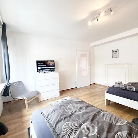 Vaz Freiheit 1, Kueche, Balkon, Tv, Wlan, Parkplatz, Autobahnaehe Remscheid