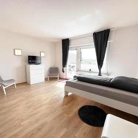 Vaz Freiheit 1, Kueche, Balkon, Tv, Wlan, Parkplatz, Autobahnaehe Apartment