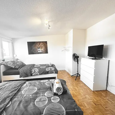 Apartment Vaz Freiheit 1, Kueche, Balkon, Tv, Wlan, Parkplatz, Autobahnaehe Remscheid