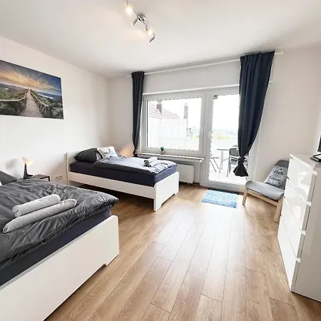 Vaz Freiheit 1, Kueche, Balkon, Tv, Wlan, Parkplatz, Autobahnaehe * Remscheid