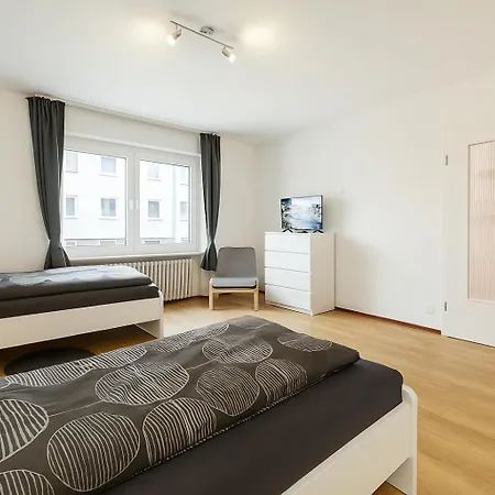 Vaz Freiheit 1 Für Monteure Und Fachkräfte, Küche, Balkon, Tv, Wlan, Parkplatz, Autobahnähe *