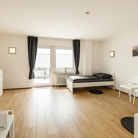 Vaz Freiheit 1 Für Monteure Und Fachkräfte, Küche, Balkon, Tv, Wlan, Parkplatz, Autobahnähe *