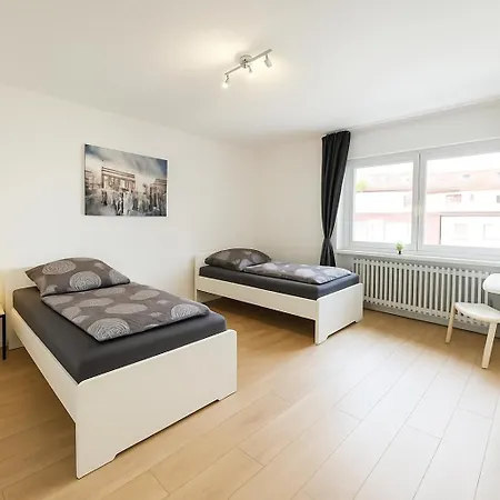 Vaz Freiheit 1 Für Monteure Und Fachkräfte, Küche, Balkon, Tv, Wlan, Parkplatz, Autobahnähe