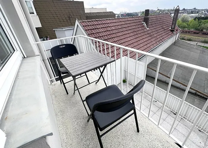 Vaz Freiheit 1 Fuer Monteure Und Fachkraefte, Kueche, Balkon, Tv, Wlan, Parkplatz, Autobahnaehe *