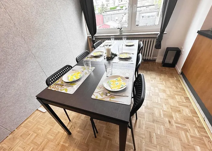 Lejlighed Vaz Freiheit 1 Fuer Monteure Und Fachkraefte, Kueche, Balkon, Tv, Wlan, Parkplatz, Autobahnaehe