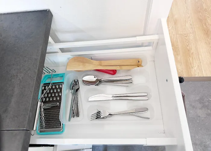 Vaz Freiheit 1 Fuer Monteure Und Fachkraefte, Kueche, Balkon, Tv, Wlan, Parkplatz, Autobahnaehe *