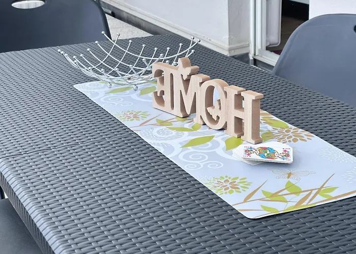 Vaz Freiheit 1 Fuer Monteure Und Fachkraefte, Kueche, Balkon, Tv, Wlan, Parkplatz, Autobahnaehe