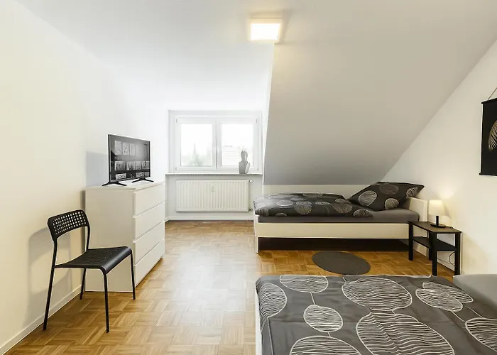 Vaz Freiheit 1 Fuer Monteure Und Fachkraefte, Kueche, Balkon, Tv, Wlan, Parkplatz, Autobahnaehe *