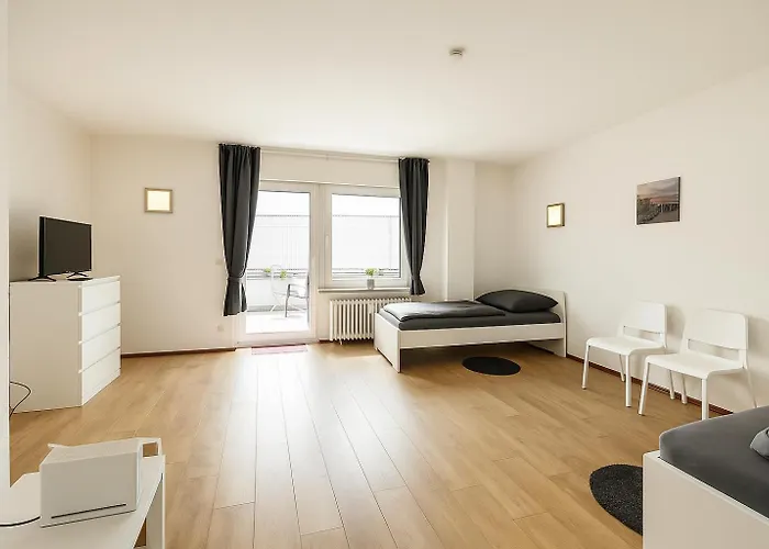 Vaz Freiheit 1 Fuer Monteure Und Fachkraefte, Kueche, Balkon, Tv, Wlan, Parkplatz, Autobahnaehe *